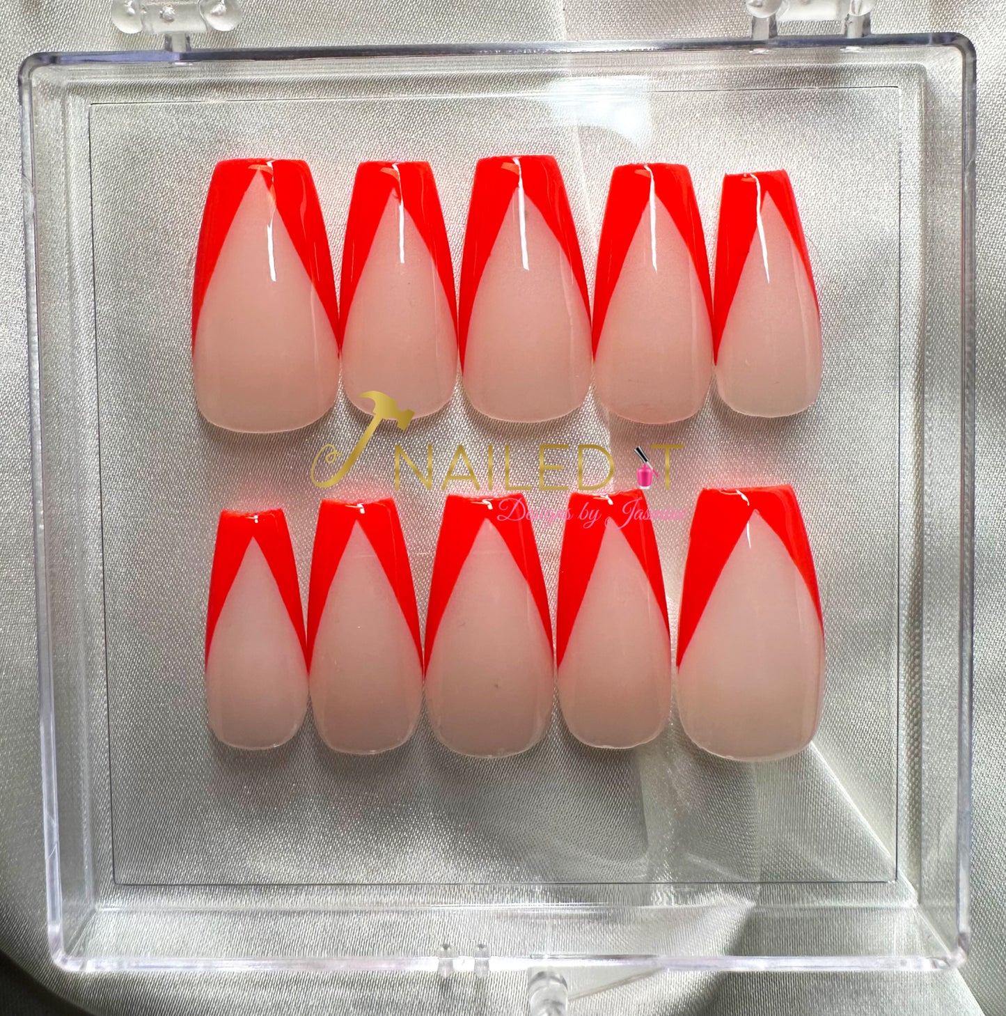 Red V-Cuts (Short/Medium)