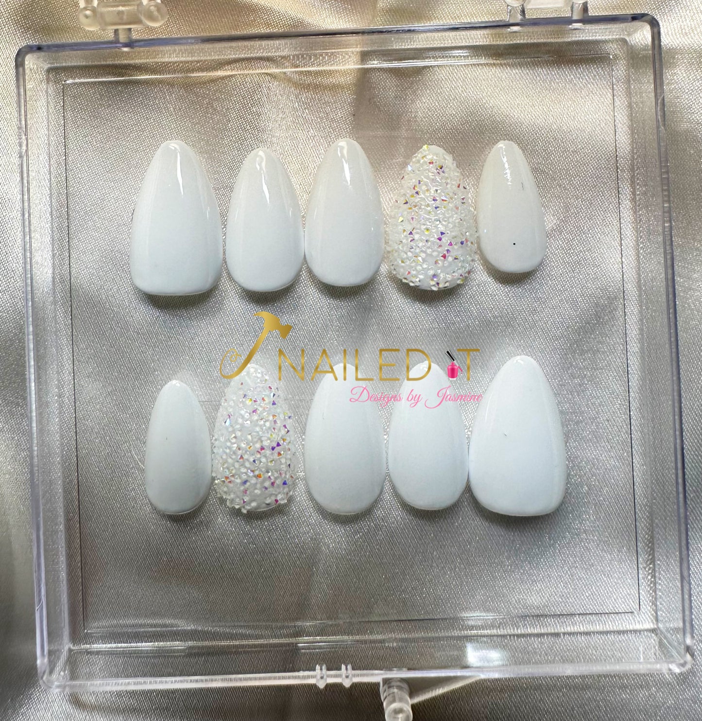 White Pixie (Almond)