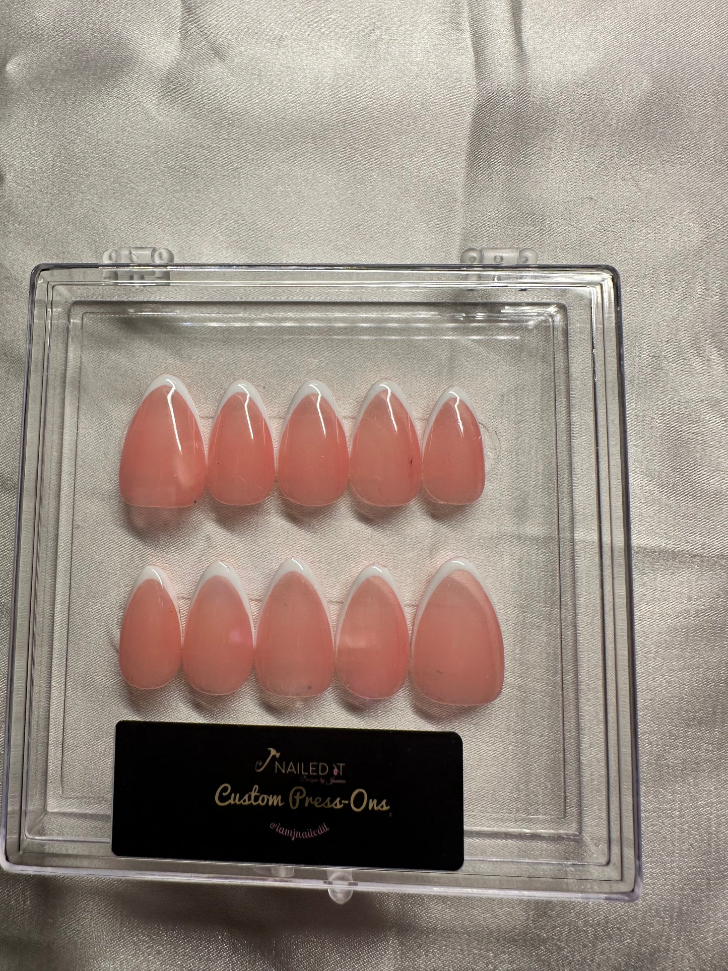 French Tip (Almond)